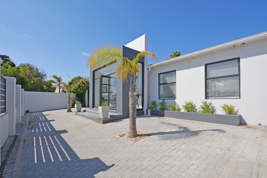 4 Bedroom Property for Sale in Blouberg Rise Western Cape